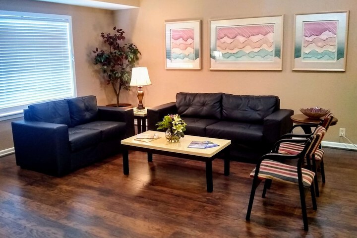 GuestHouse Enumclaw