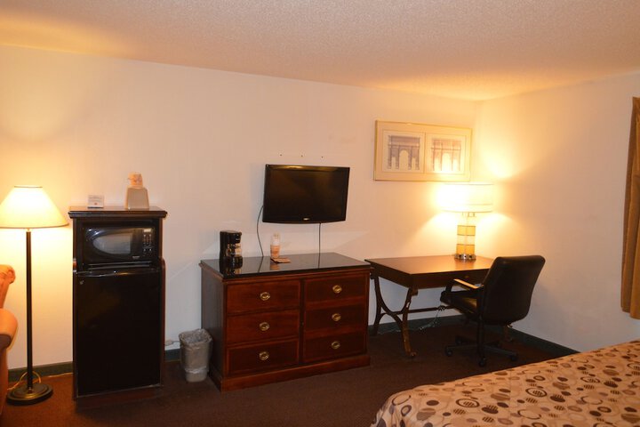 Room 38 of 74