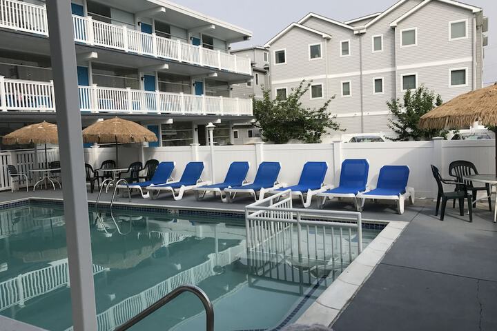 Pool 11 of 57