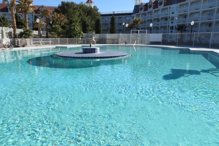 Pool 15 of 52
