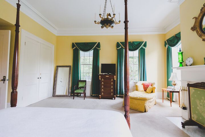 Room 23 of 47