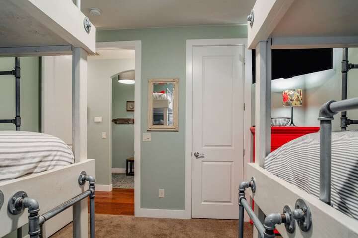 Paradise Village 3 - Grand View Estates