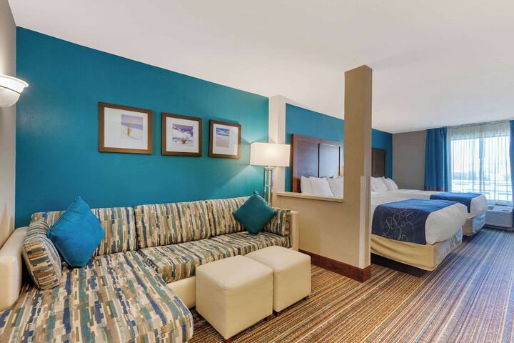 Room 30 of 68