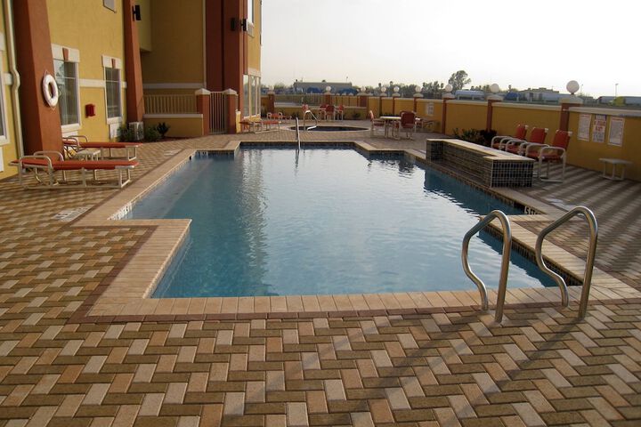 Terrace/Patio 42 of 44