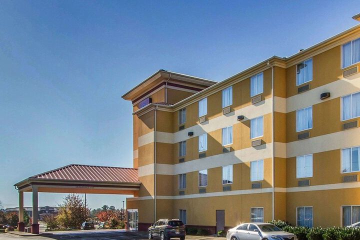 Comfort Suites Florence Shoals Area