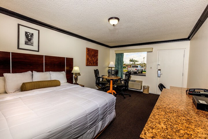 Room 22 of 26