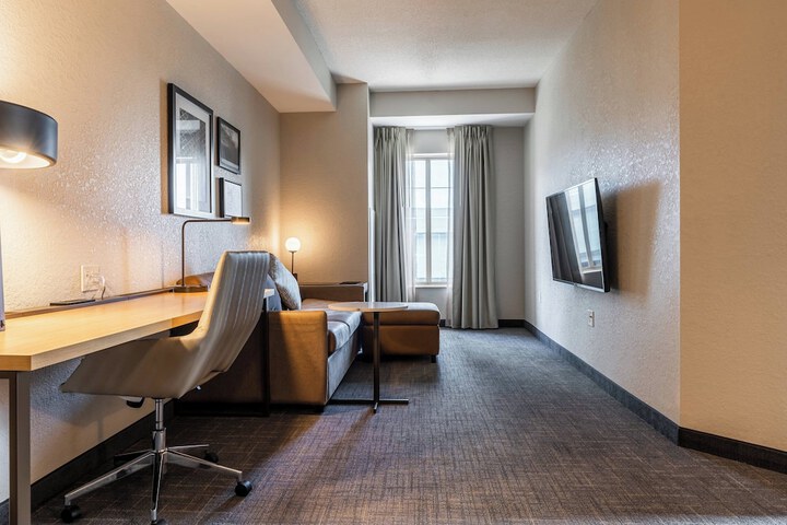 Room 8 of 29
