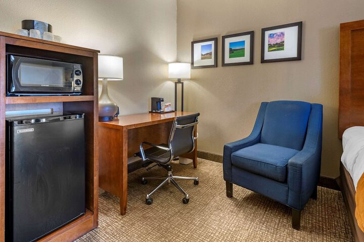 Room 17 of 49