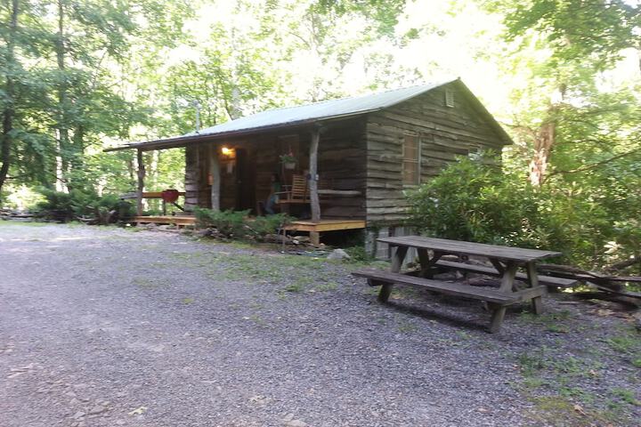 Arrowmont Stables & Cabins