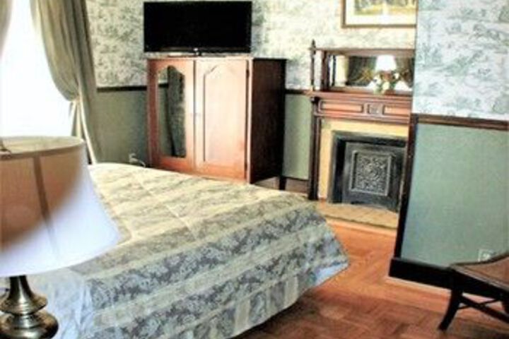 Herrold on Hill Bed and Breakfast