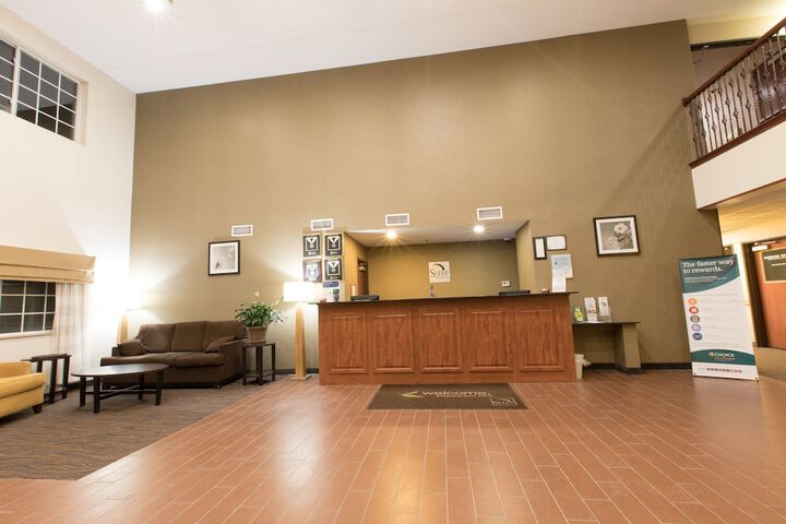 Sleep Inn & Suites Pleasant Hill - Des Moines