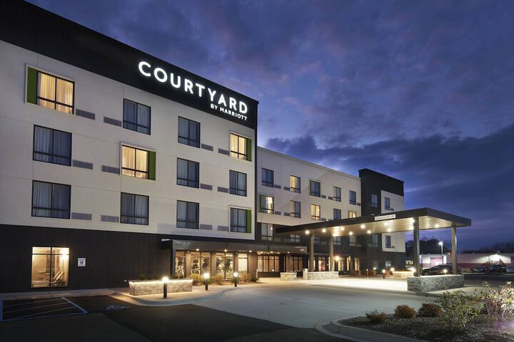 Courtyard by Marriott Jackson