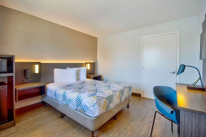 Room 31 of 42