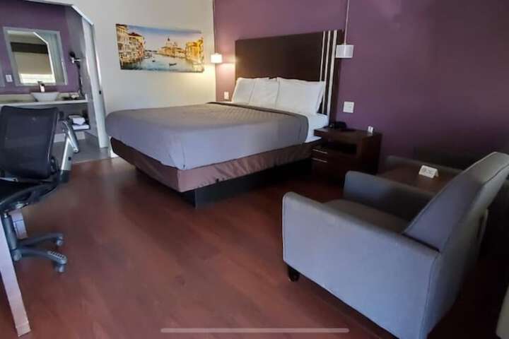 Room 20 of 24