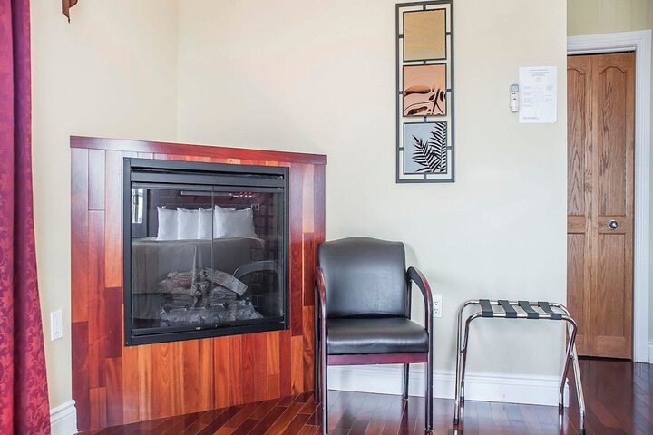 Quality Hotel Fallsview Cascade