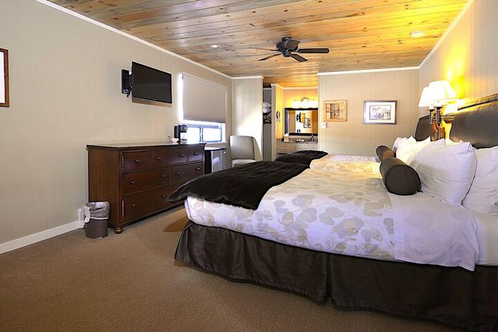 Room 45 of 70