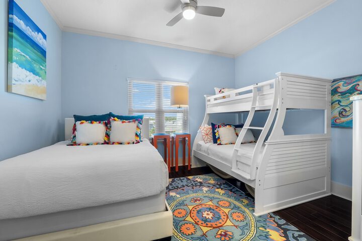 Room 33 of 54