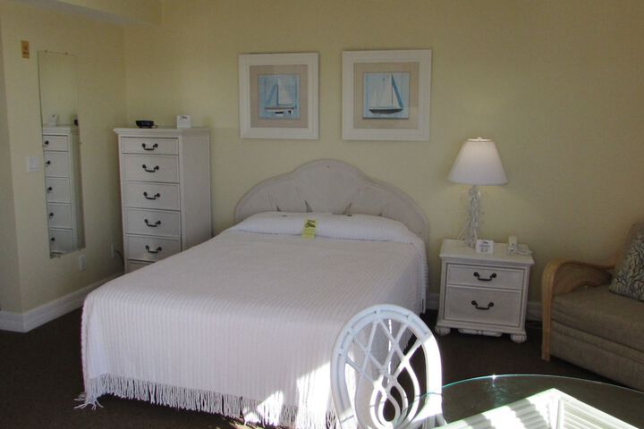 Edison Beach House