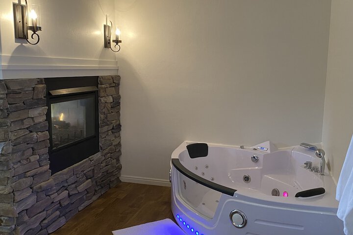 Room 7 of 28