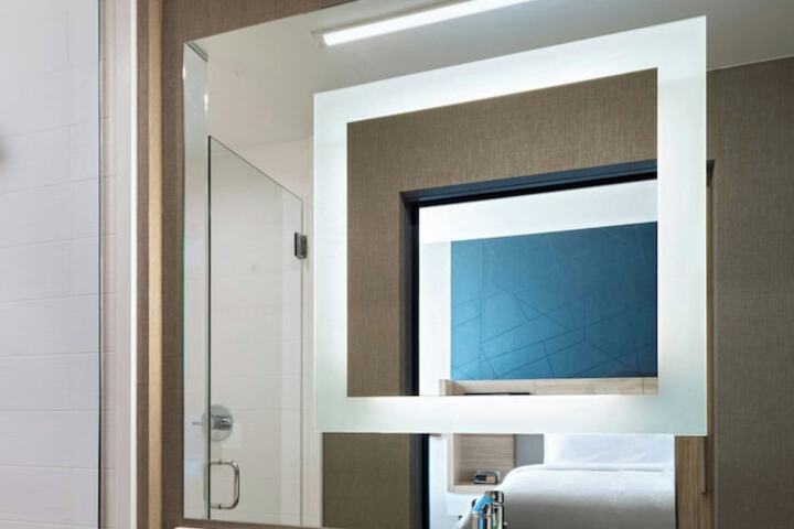Room 18 of 31