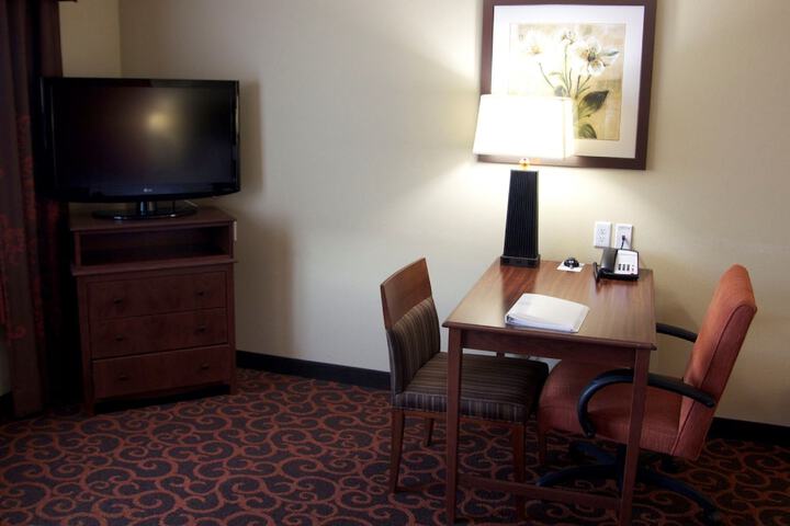 Hampton Inn & Suites Watertown