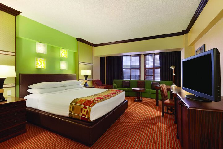 Room 19 of 53