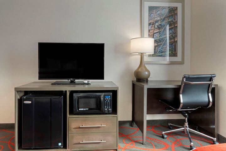 Comfort Inn & Suites near Stadium