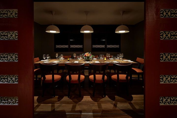 Dining 42 of 56