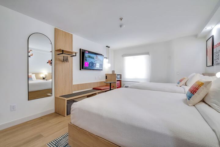 Room 21 of 54