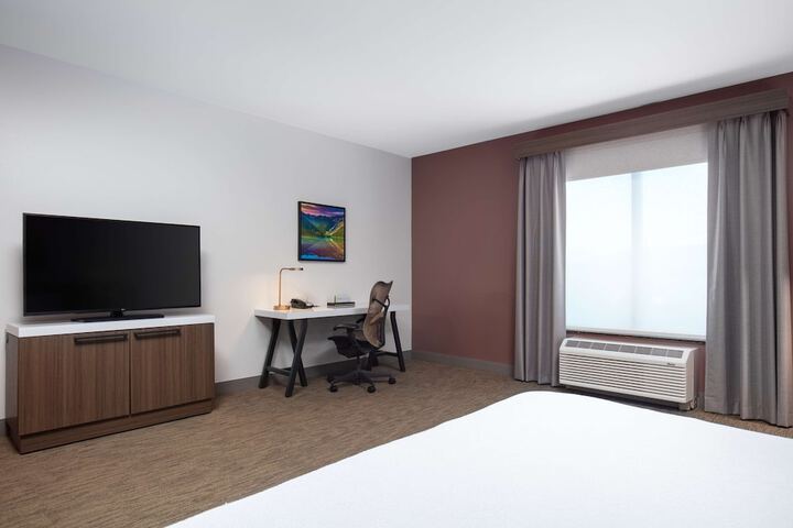 Room 14 of 35