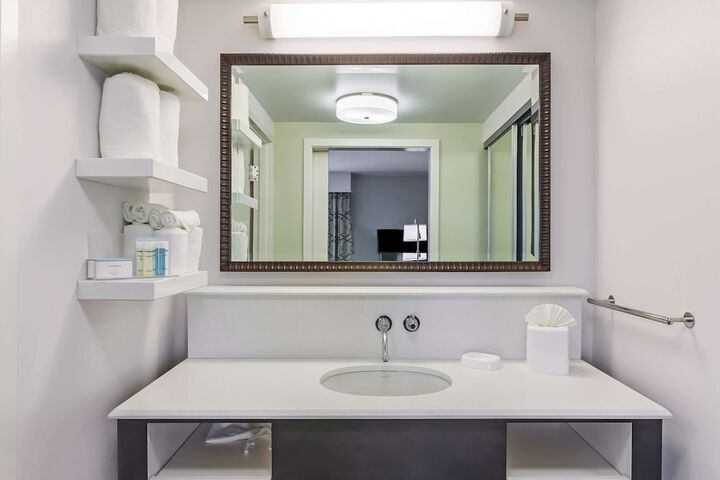 Hampton Inn & Suites Houston I-10 West Park Row
