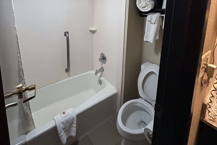 Comfort Inn & Suites Evansville Airport