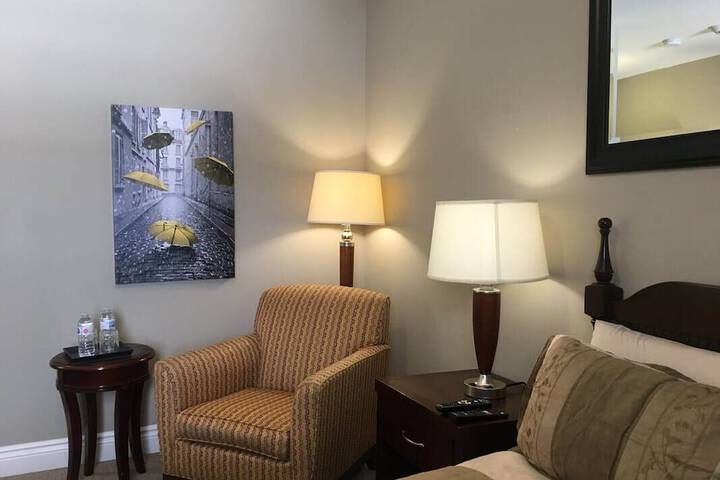 Room 11 of 12