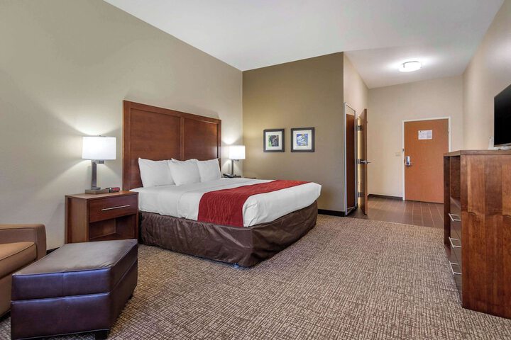 Room 41 of 51