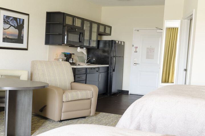 Room 13 of 14