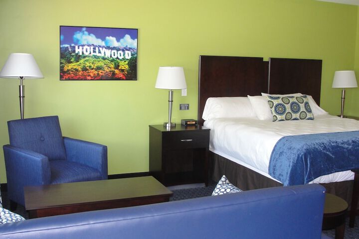 Room 39 of 42