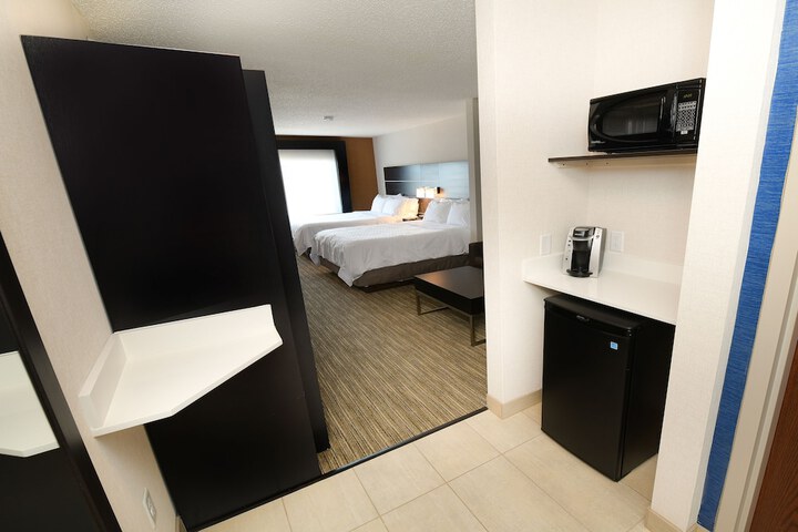 Room 34 of 58