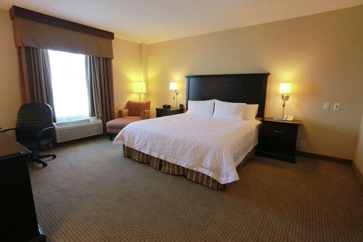 Hampton Inn & Suites by Hilton Laval