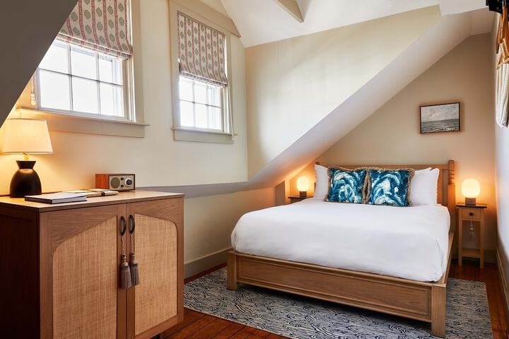 Faraway Nantucket