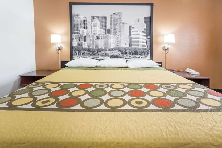 Room 14 of 17