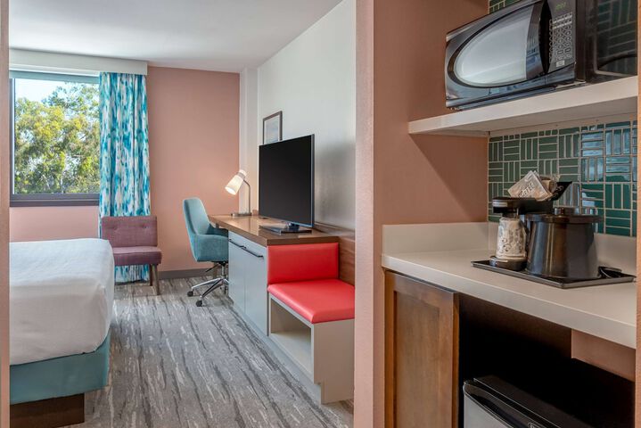 Room 18 of 26