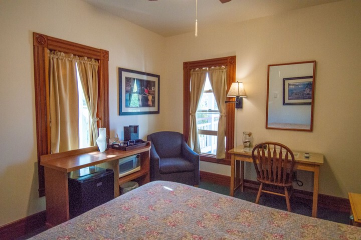Room 74 of 125