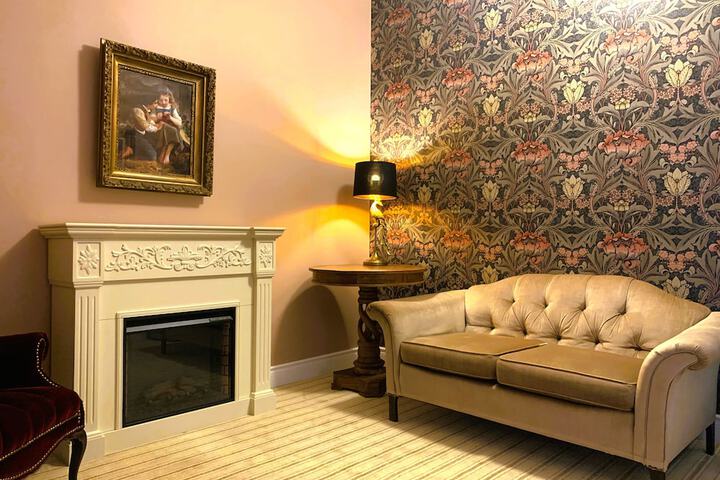 The Naples Hotel