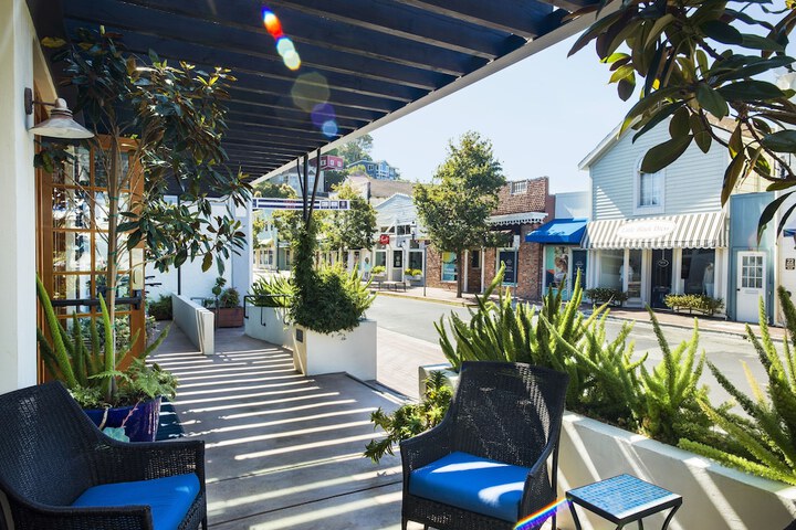 Terrace/Patio 21 of 33