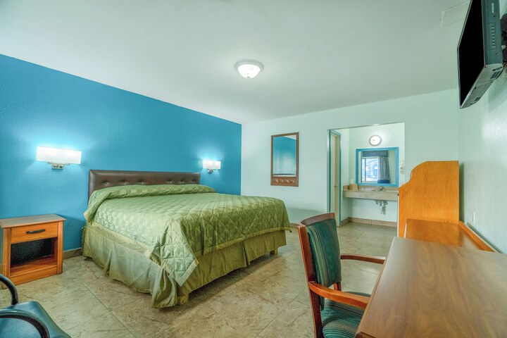 Budget Inn by OYO Edinburg Hwy 281