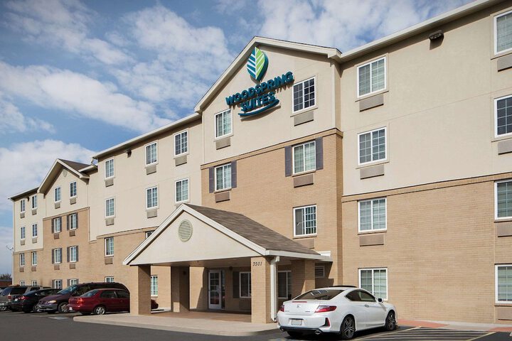 Hotel 4 of 59
