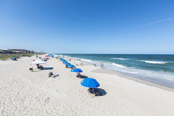 Golden Sands Carolina Beach Oceanfront Tapestry by Hilton