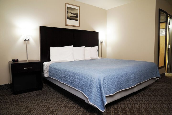 Room 30 of 49