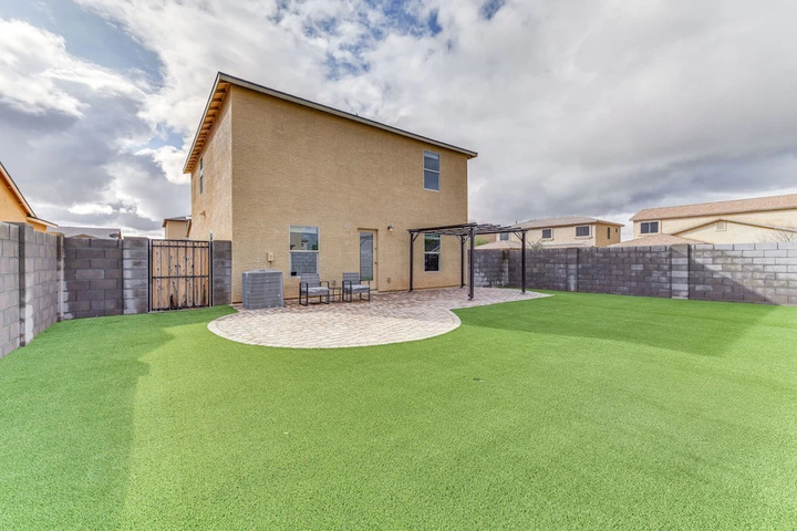 Pet-friendly Home w / Fenced Yard in Florence!
