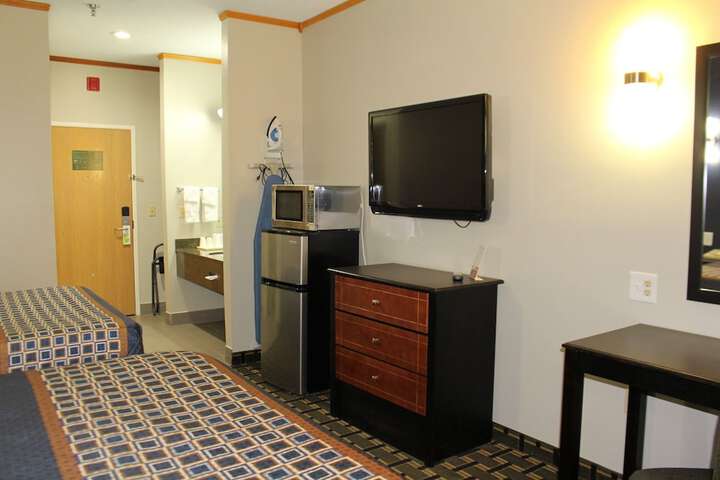 Room 11 of 17